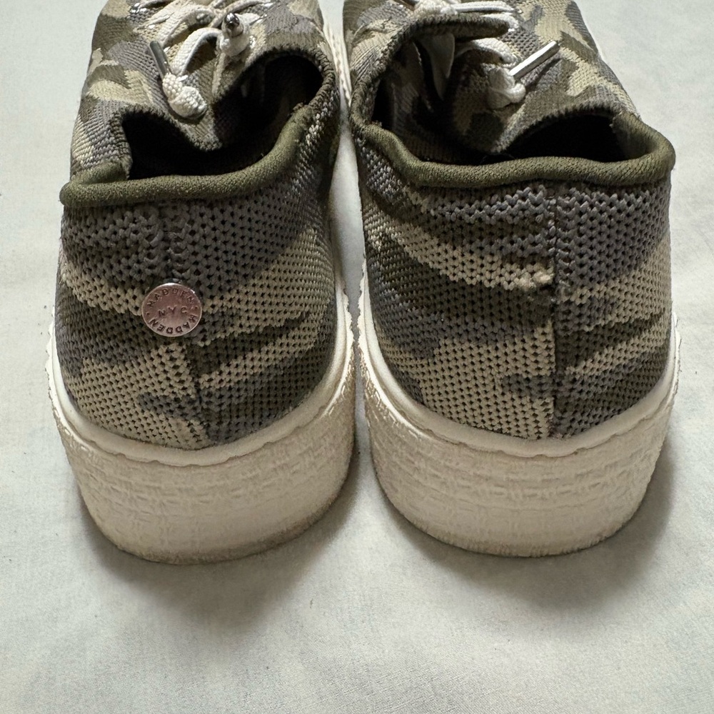 Camouflage Sneakers with White Laces - Picture 5 of 6